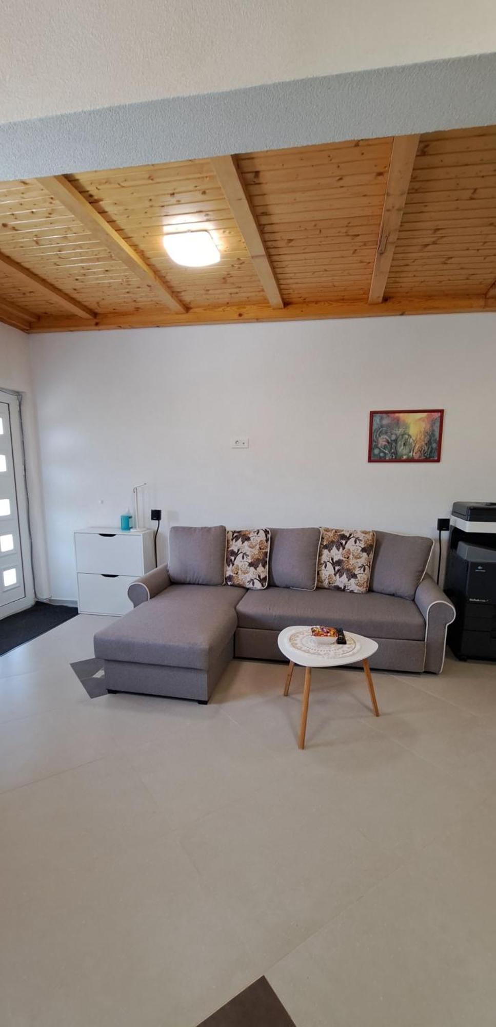 Dk Apartments Krasici 蒂瓦特 外观 照片
