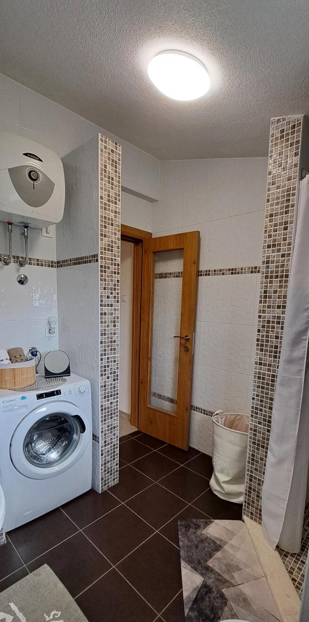 Dk Apartments Krasici 蒂瓦特 外观 照片